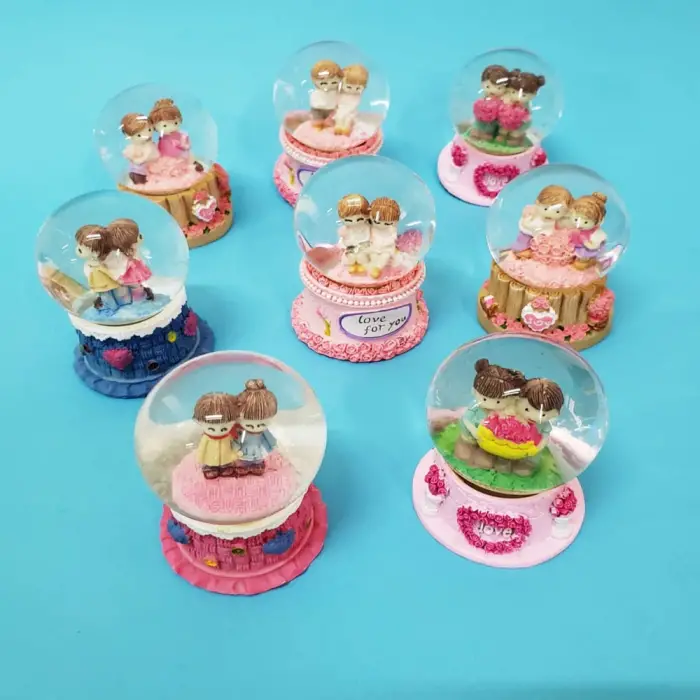 7x4 cm Cam Işıklı Minik Su Küresi
