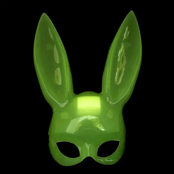 Plastik Karanlıkta Yanan Glow Floresan Tavşan Maskesi