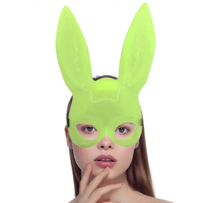 Plastik Karanlıkta Yanan Glow Floresan Tavşan Maskesi