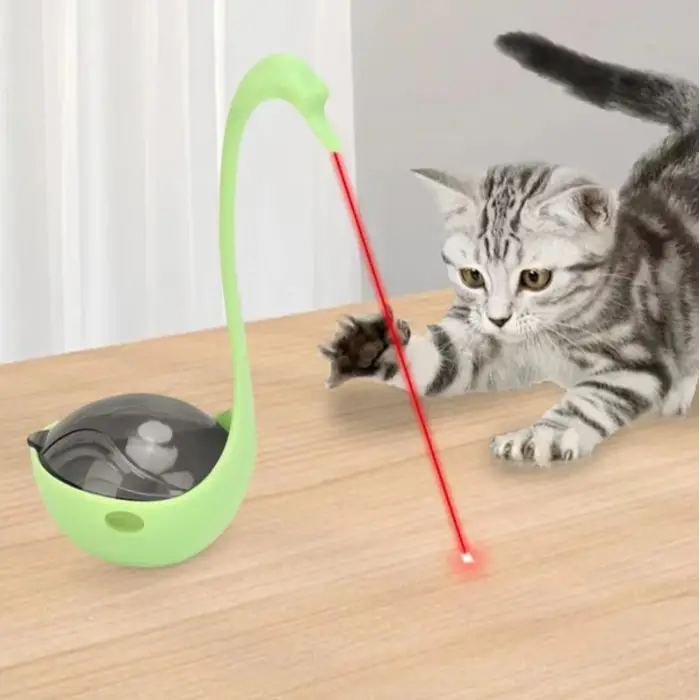 17.5 cm Yeşil 1 Adet Kullanıma Uygun Kuğu Şeklinde Lazerli Kedi Oyuncağı