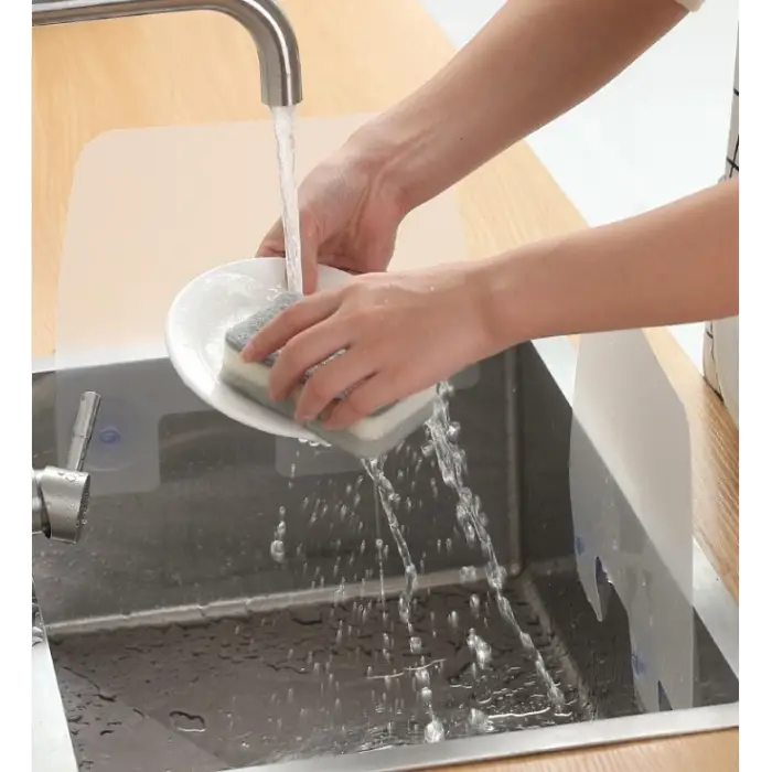 Kullanıma Uygun Lavabo ve Ocak Sıçrama Önleyici Vantuzlu Kalkan
