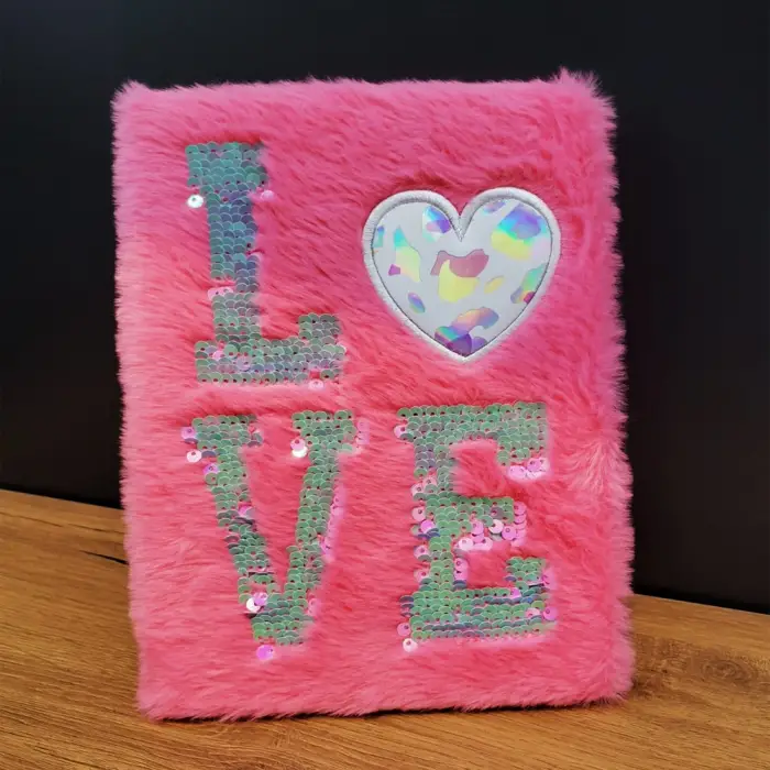 21 X 15 Cm 75 Sayfa Defter Love Tasarımlı Peluş