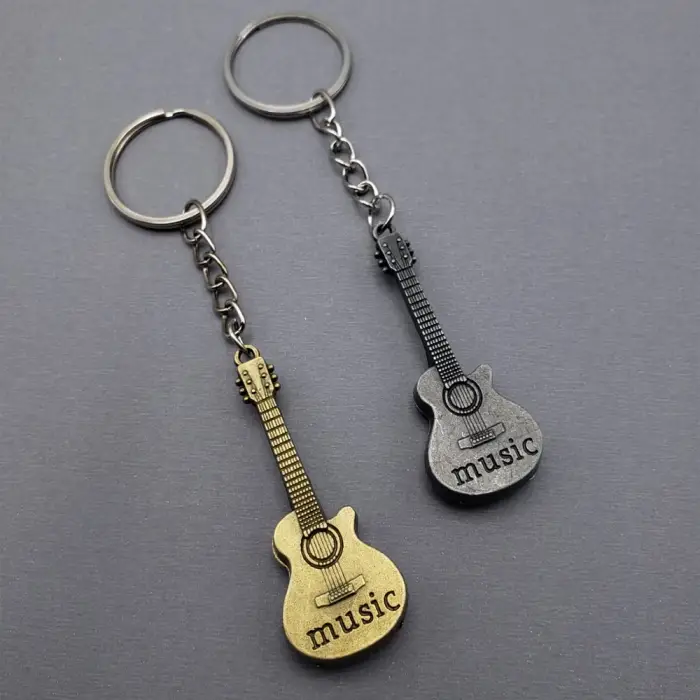 10 cm Metal Gitar Anahtarlık