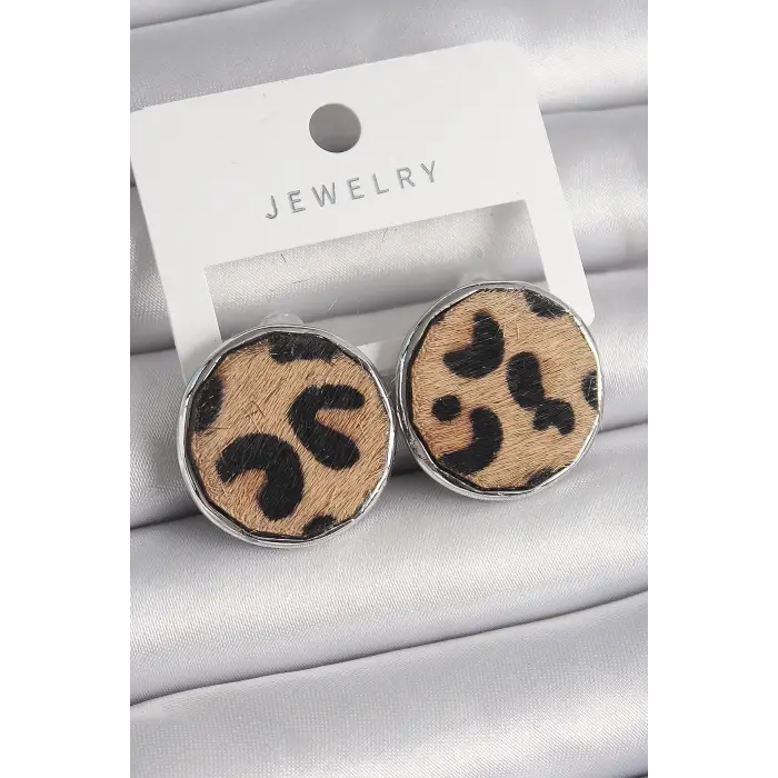 Kadın Küpe Pirinç Gümüş Renk Daire Plaka Model Leopar Desenli