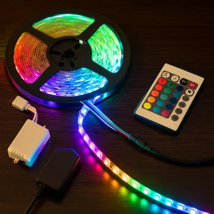 Kullanıma Uygun RGB Şerit 54 LED Kumandalı USB Bağlantılı