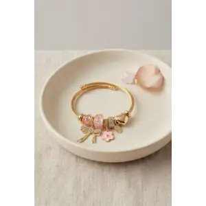 Bileklik Fiyonk Charmlı Pembe Renk Gold