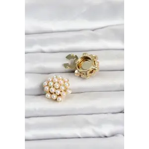 İncili tasarım Düğme veya Manşet Broşu