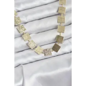 Kadın Kolye Kare Plaka Model Gold Renk