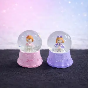 Kar Küresi Mini Işıklı Sevimli Kız