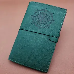 192 Sayfalı Pusula Baskılı Eskitme Görünümlü Suni Deri Defter 20 × 12.5 cm