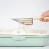 Kullanıma Uygun Ahşap Saplı Metal Kum Temizleme Küreği