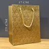 Kullanıma Uygun Gold Geometrik Desenli Orta Boy Karton Hediye Çantası