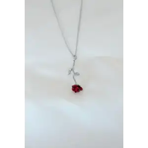 Gümüş Kaplama Kırmızı Gül Figürlü Kadın Kolye TJ-BKO6441
