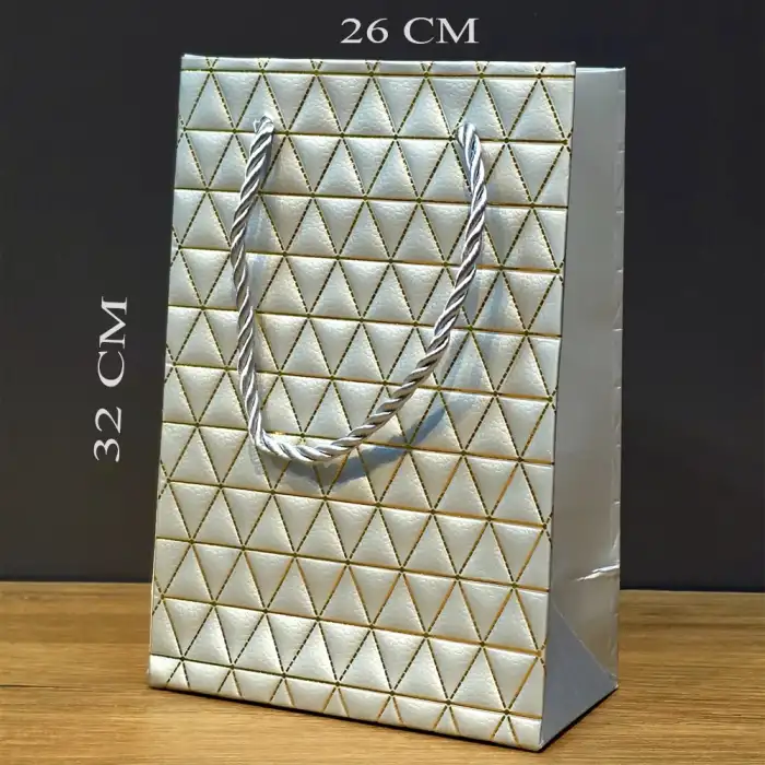Çanta büyük Gümüş Ve Gold Desenli Karton