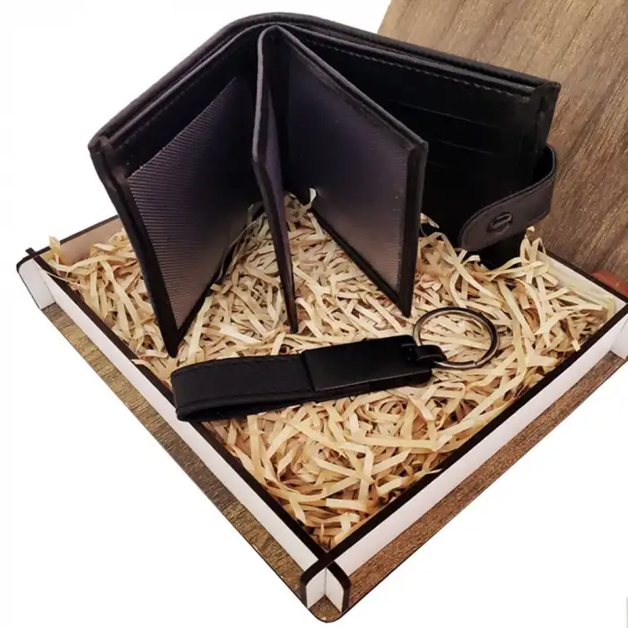 18 Cm Suni Deri Siyah Cüzdan Anahtarlık Ahşap Kutulu Set