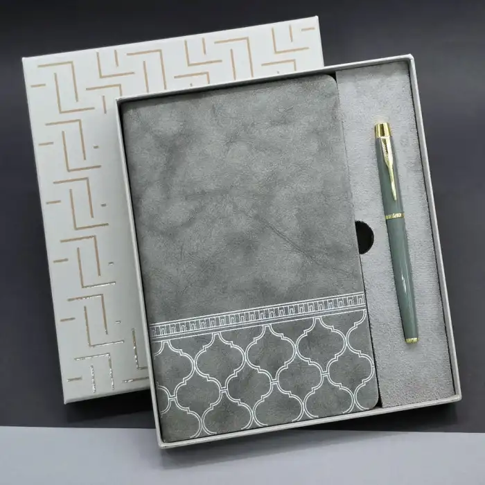 22 X 20 Cm Metal Defter Kalem Seti Hediyelik