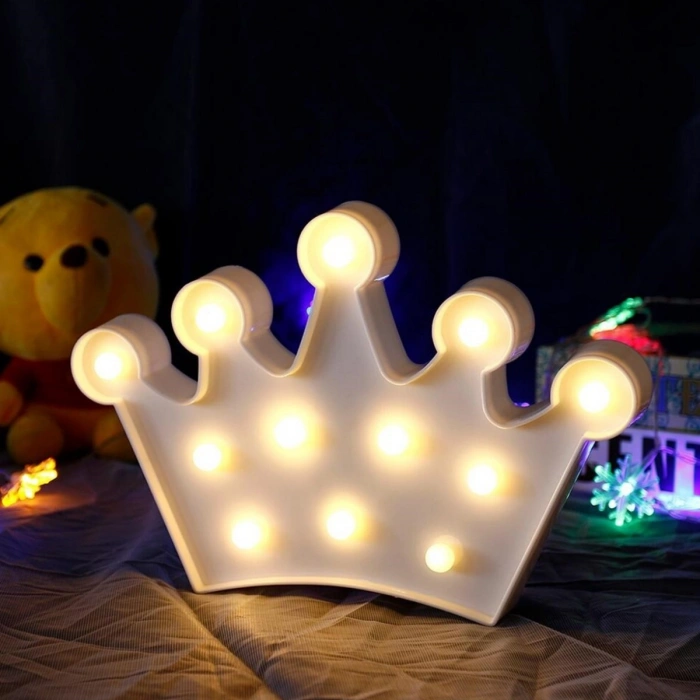 Gece Lambası 3D Dekor Amaçlı Pil İle Çalışan Kraliçe Tacı Formlu LED Masa