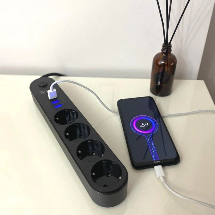 Korumalı Grup Priz 2 Metre 4 Parça Anahtarlı 3 USB Li Akım Korumalı Topraklı Çocuk Siyah