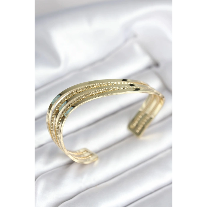 Eğik Şerit Model Gold Renk Pirinç Kadın Bileklik TJ-BB8019