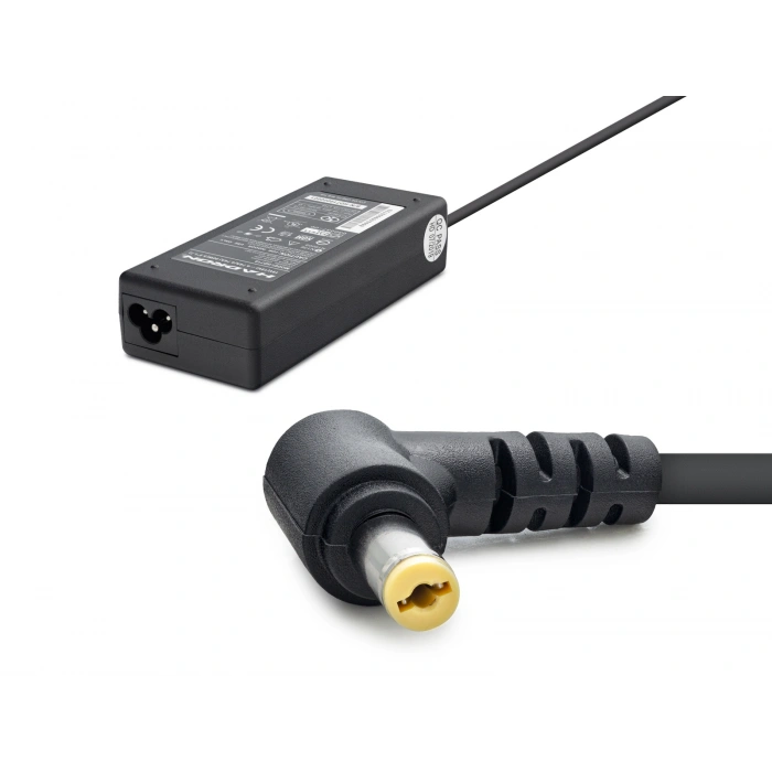 Laptop Adaptörü 65W 19V 3.42A 5.5X1.7 Mm Siyah HD720