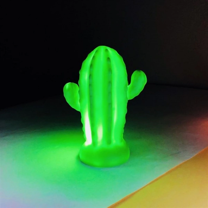 Gece Lambası Pil İle Çalışan Silikon LED Aydınlatmalı Kaktüs Aydınlatması