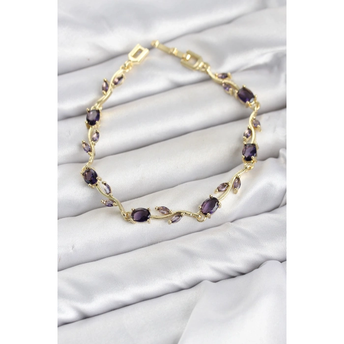 Pirinç Gold Renk Mor Zirkon Taşlı Çiçek Model Kadın Bileklik TJ-BB8583