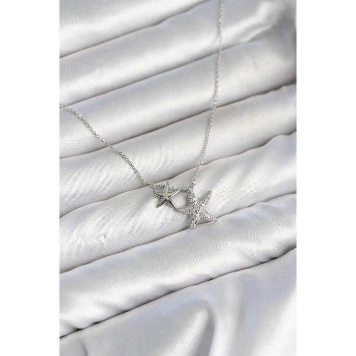 Pirinç Gümüş Renk Minimal Yıldız Model Kadın Kolye TJ-BKO11146