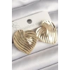Pirinç Gold Renk İşlemeli Plaka Kalp Model Kadın Küpe TJ-BKP10247