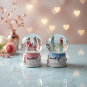 Love Story Işıklı Mini Kar Küresi