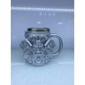 V8 Çelik Kupa