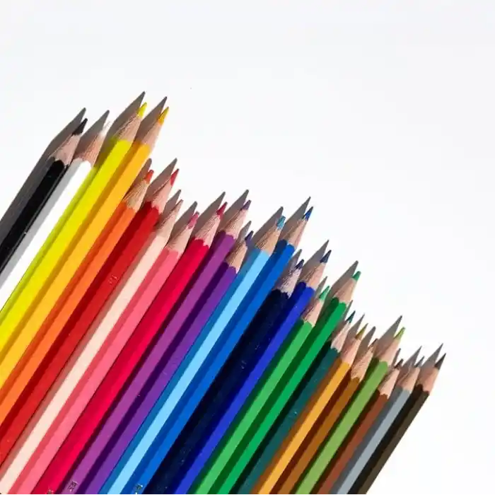 Faber-Castell Karton Kutu Boya Kalemi, 24 Renk, Yumuşak ve Canlı Renkler, Kolay Açılır, Kırılmaya Dayanıklı Uçlar, Uç Kırılmasına Karşı Dayanıklılığı Artıran Özel Yapıştırma Sistemi