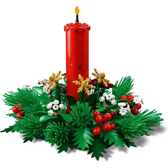 LEGO Yılbaşı Masa Süsü 40743 – 12 Yaş Üzeri Çocuklar için Kırmızı Mum, Orman Meyveleri, Altın Yıldızlar ve Yeşil Yapraklar İçeren Yılbaşı Temalı Yaratıcı Koleksiyonluk Oyuncak Yapım Seti (433 Parça)
