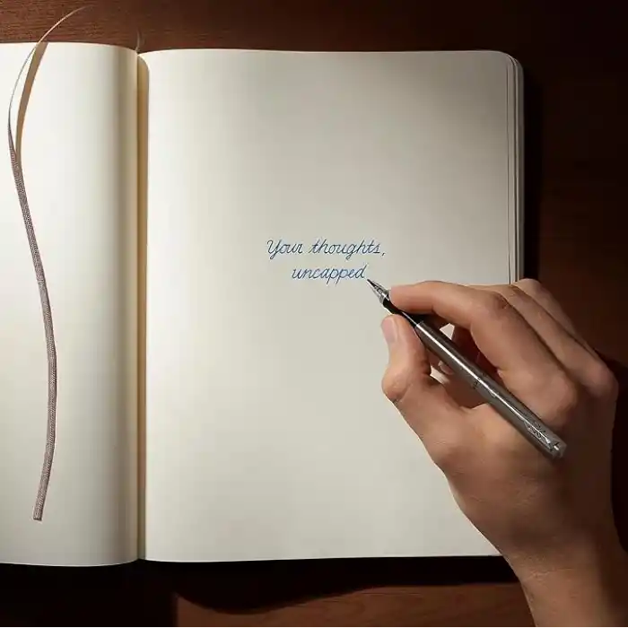 Parker Jotter Mavi Krom Tasarımlı Dolma Kalem, Orta Kalınlıkta Uç, Mavi Mürekkep