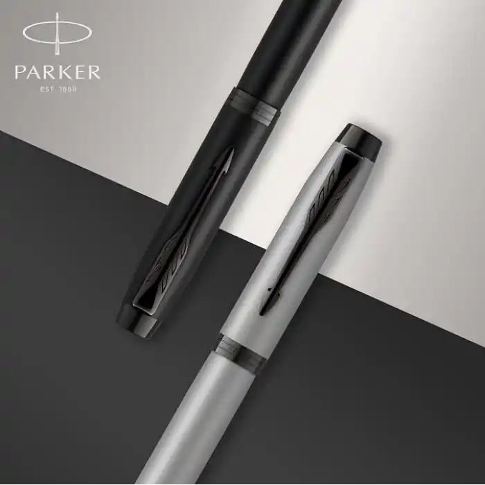 Parker IM Rollerball Kalem | Siyah PVD ile Mat siyah | Siyah Mürekkep Dolgulu İnce Nokta | Hediye Kutusu
