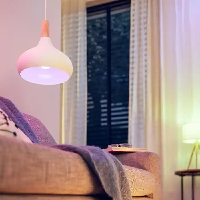 Philips Smart Lighting LED Ampul A60 E27 100W Eşdeğer RGB - Google Home, Alexa, HomeKit ve Matter uyumlu