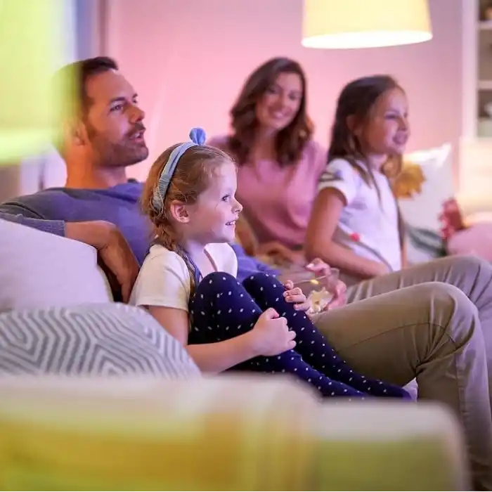 Philips Smart Lighting LED Ampul A60 E27 100W Eşdeğer RGB - Google Home, Alexa, HomeKit ve Matter uyumlu