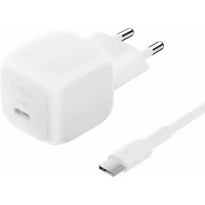 Belkin Kompakt Duvar Şarj Cihazı 45 W + USB-C - USB-C Kablosu, Apple iPhone 17, 16, 15, 14, Plus, Pro, Pro Max, Samsung Galaxy S25 Serisi, S24, Pixel 9, iPad, AirPods ve Fazlası için Hızlı Şarj, Beyaz