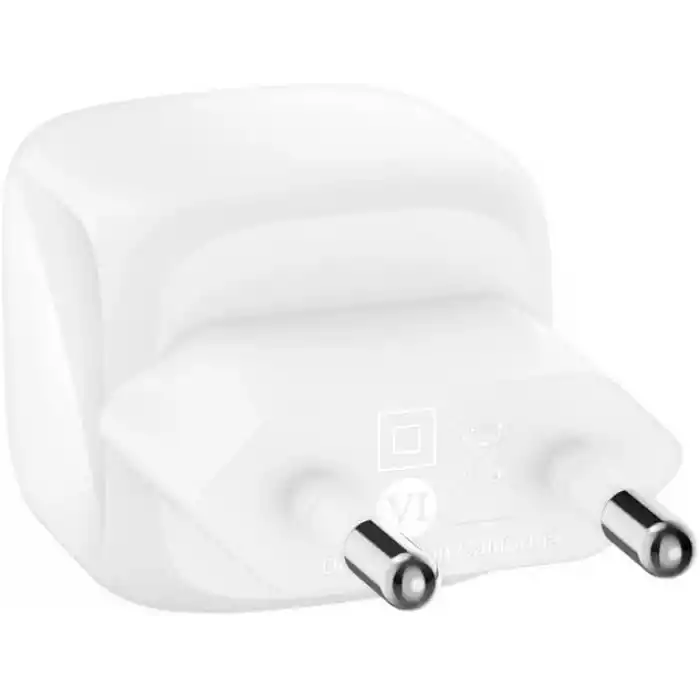Belkin BoostCharge Kompakt Duvar Şarj Cihazı 30 W, Seyahat Dostu USB-C Power Delivery Hızlı Şarj, iPhone, Samsung Galaxy, iPad, AirPods, Tablet ve Daha Fazlası, USB-C’den USB-C’ye Kablo ile, Beyaz