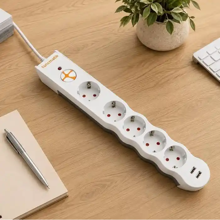 Tunçmatik Akım Korumalı 5li Priz Beyaz, 1050 Joule 2+ usb