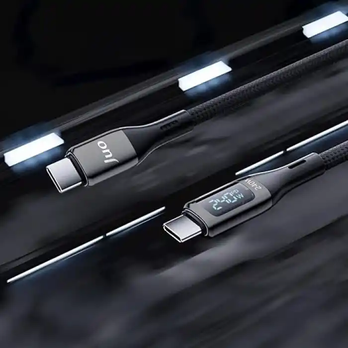 Juo 240W Dijital Led Ekranlı E-Mark Çipli PD 3.1 USB Type-C to Type-C Hızlı Şarj ve Data Kablosu 2 Metre