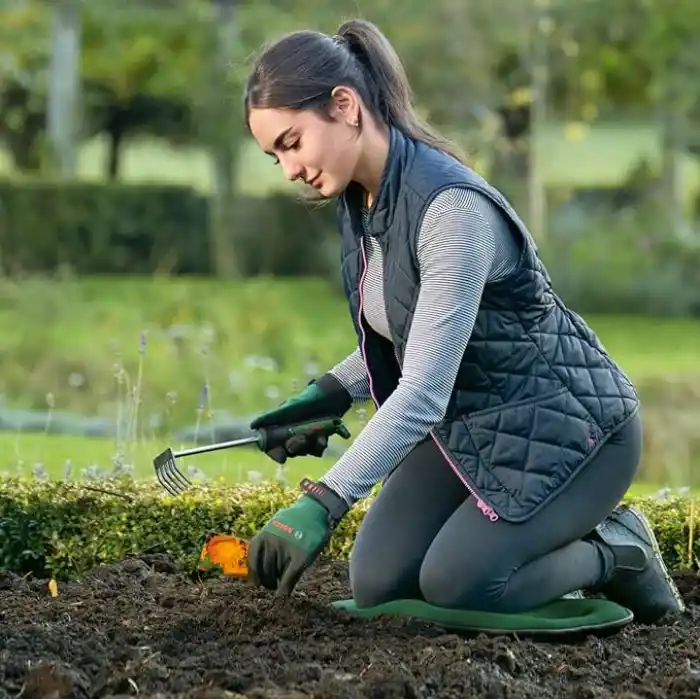 Bosch Home & Garden Bahçe Çim ve Yaprak Toplama Tırmığı