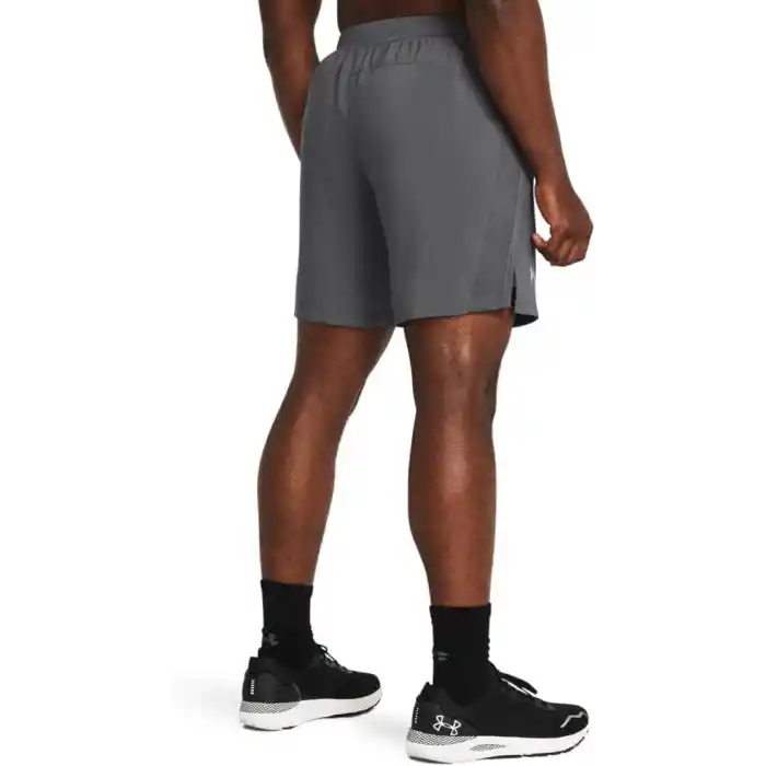 Under Armour UA LAUNCH SW 7 inç Şort Erkek Şort