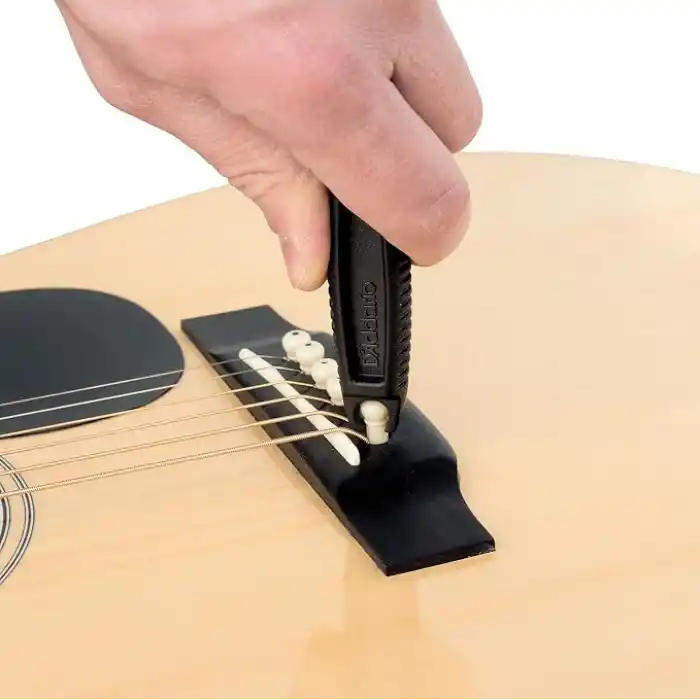 Planet Waves DAddario Accessories Pro-Winder - Gitar Teli Sargısı, Kesici, Köprü Pimi Çekici, Üstün Ergonomik Hepsi Bir Arada Alet, Germe İçin, Siyah