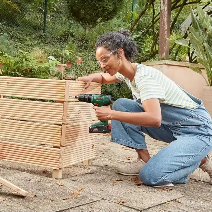 Bosch Home and Garden Easyimpact 18V-40 Akülü Darbeli Matkap (2 2.0 Ah Pil, 18 Volt Sistem, Kasa içinde)