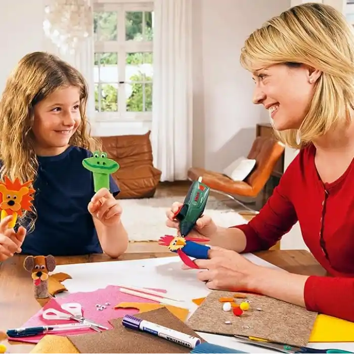 Bosch Home and Garden Akülü Tutkal Tabancası Gluepen (Mikro-Usb Şarj Imkani, 4 Adet Tutkal Çubuğu Dahildir, 3,6 Volt, Karton Kutuda)