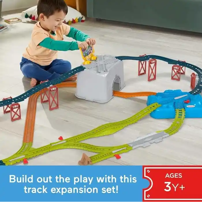 Mattel Thomas & Friends Oyuncak Tren Paleti Seti, Connect & Build Kovası, Kalıp Döküm ve Motorlu Trenler için 48 Parça Genişletme Paketi, Yaş 3+ Yıl, HNP81