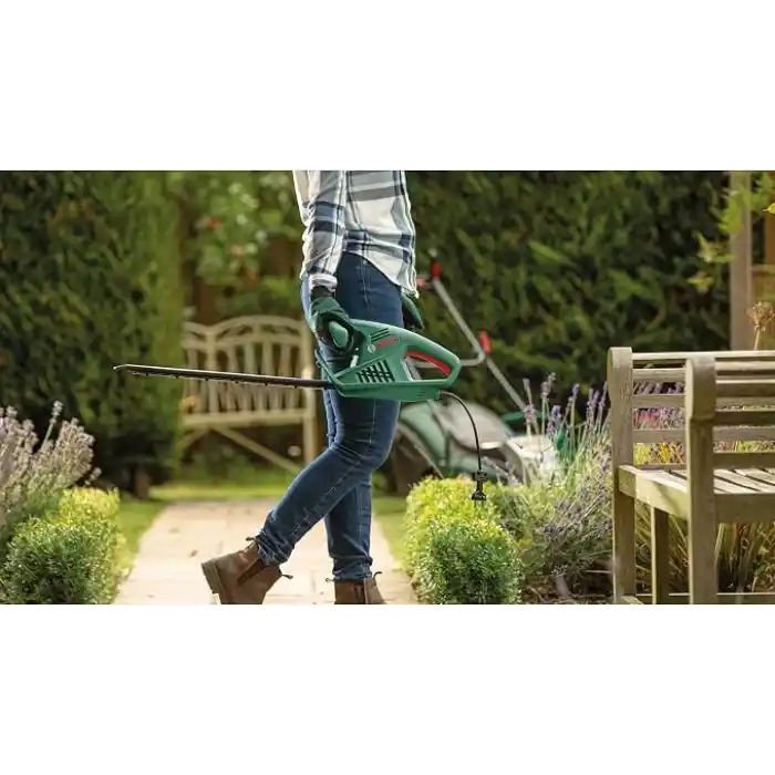 Bosch Home and Garden Bosch Elektrikli Çit Kesme Makinesi EasyHedgeCut 45 (420 W, 45 cm Bıçak Uzunluğu, Karton Pakette)