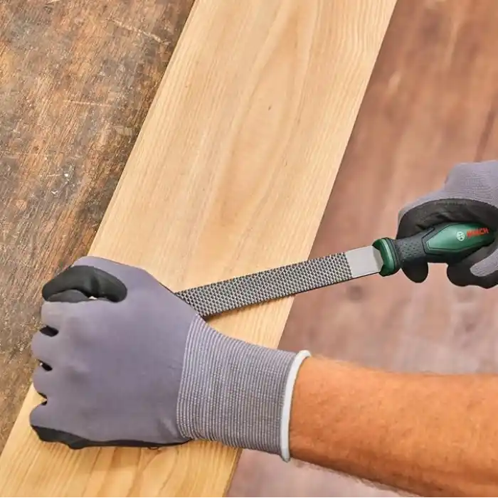 Bosch 3 parçalı törpü seti (sağlam ahşap törpü seti, düz, yarı yuvarlak ve yuvarlak rende dahil; sert karbon çelik; şaft uzunluğu 200 mm; orta kesim 2; yumuşak saplı ergonomik sap)
