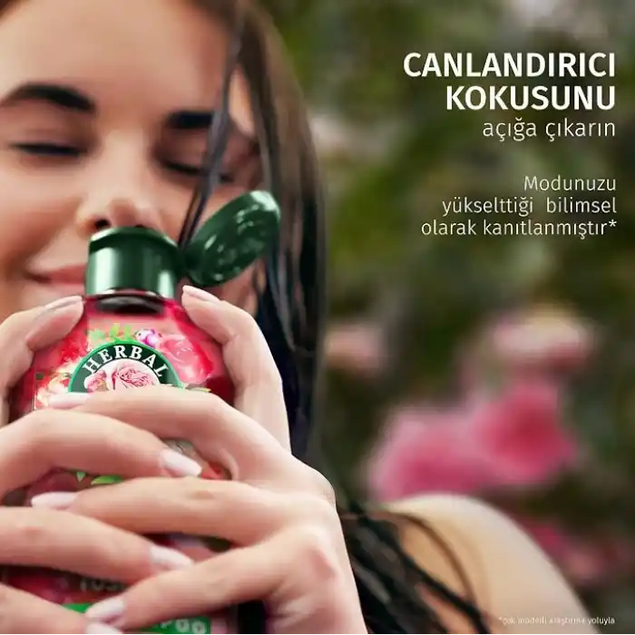 Herbal Essences Kadifemsi Yumuşaklık Gül Kokulu Şampuan 350ml