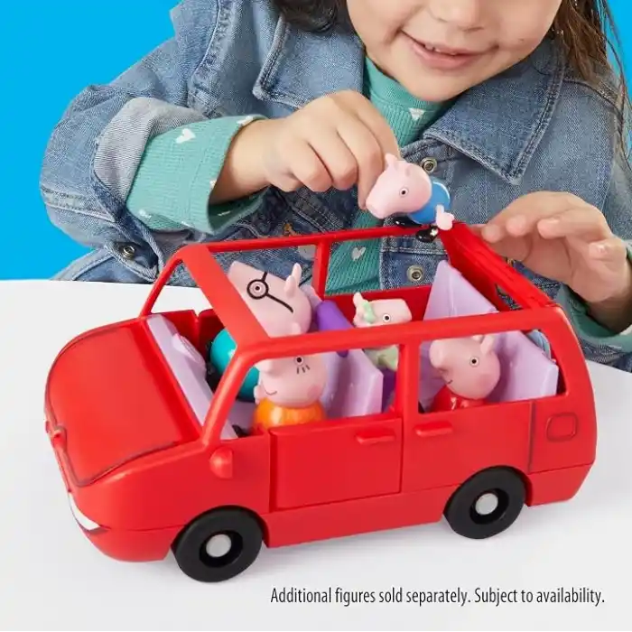 Peppa Pig Peppanın Büyük Aile Arabası Oyun Seti